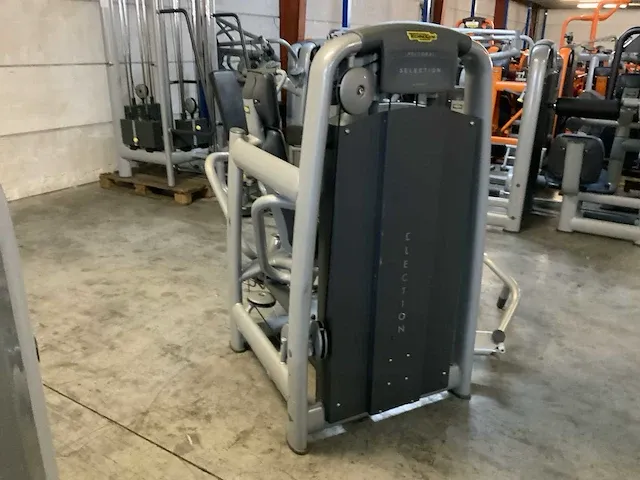 Technogym selectionline pectoral krachtstation - afbeelding 6 van  7