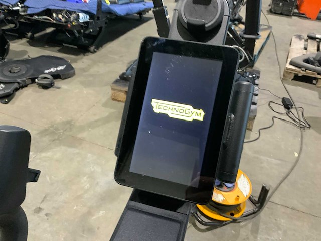 Technogym skill bike spinningbike - afbeelding 4 van  8
