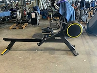 Technogym skill row rower roeitrainer - afbeelding 1 van  7