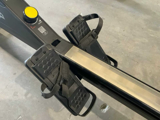 Technogym skill row rower roeitrainer - afbeelding 7 van  7
