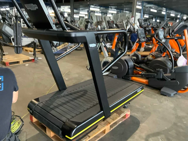 Technogym skill run 500 loopband - afbeelding 5 van  10