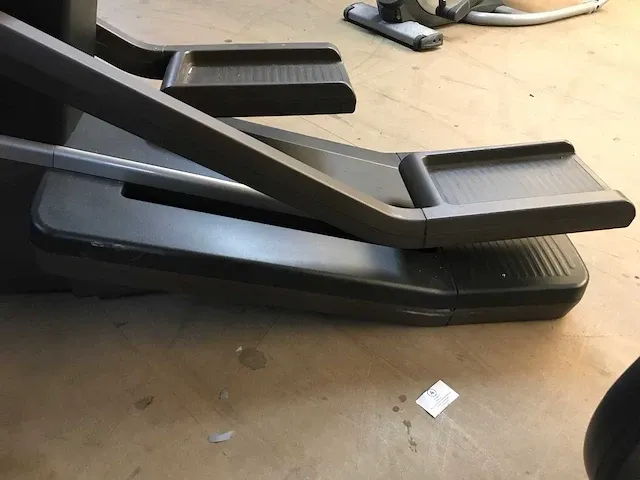 Technogym synchro artis unity crosstrainer crosstrainer - afbeelding 6 van  9