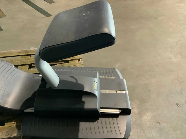 Technogym top excite arm toestel crosstrainer - afbeelding 3 van  3