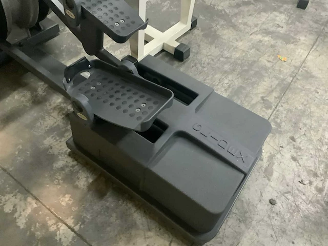 Technogym xt pro glidex crosstrainer - afbeelding 3 van  6
