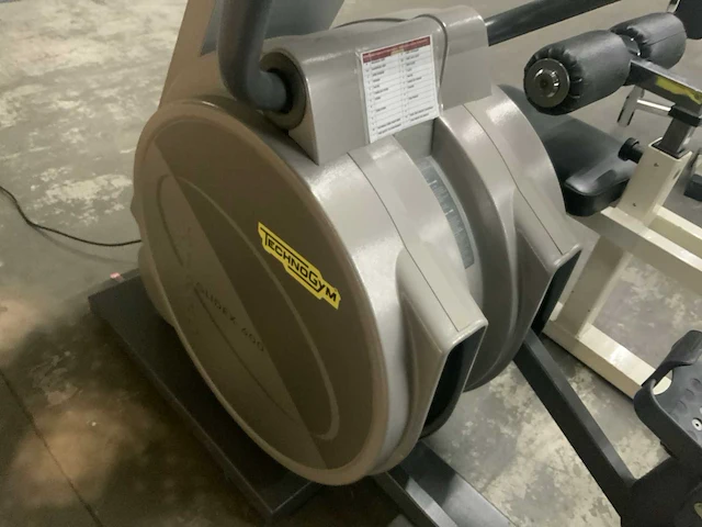Technogym xt pro glidex crosstrainer - afbeelding 4 van  6