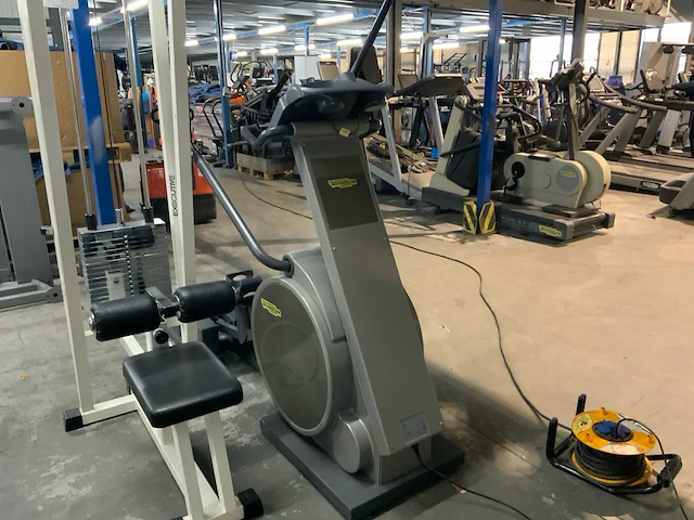 Technogym xt pro glidex crosstrainer - afbeelding 6 van  6