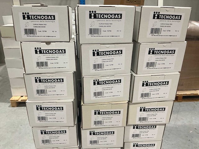 Tecnogas 65x50 wit airconditioning installatie materiaal (736x) - afbeelding 2 van  6