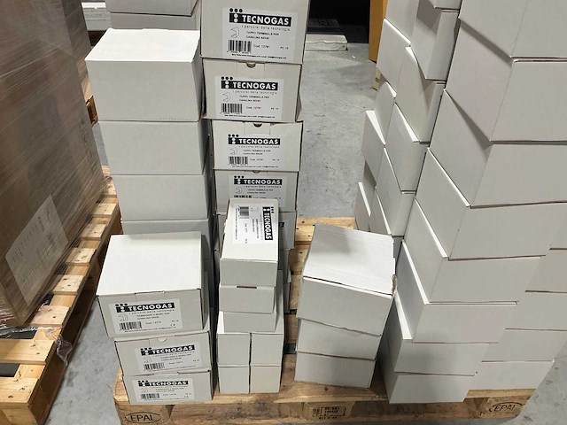 Tecnogas 65x50 wit airconditioning installatie materiaal (736x) - afbeelding 3 van  6