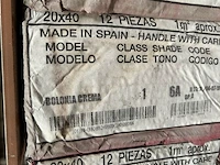 Tegel - afbeelding 4 van  4