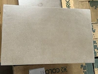 Tegels 34 m² - afbeelding 3 van  3