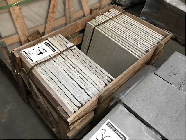 Tegels ca. 7,68m2 - afbeelding 1 van  2