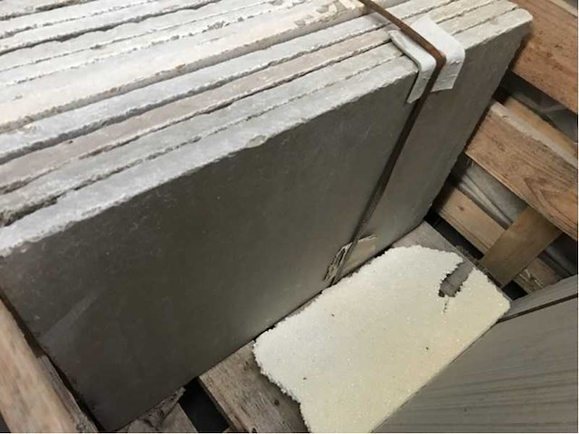 Tegels ca. 7,68m2 - afbeelding 2 van  2