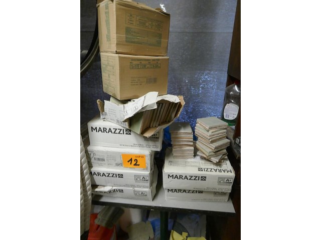 Tegels en stukadoor materialen - afbeelding 2 van  6