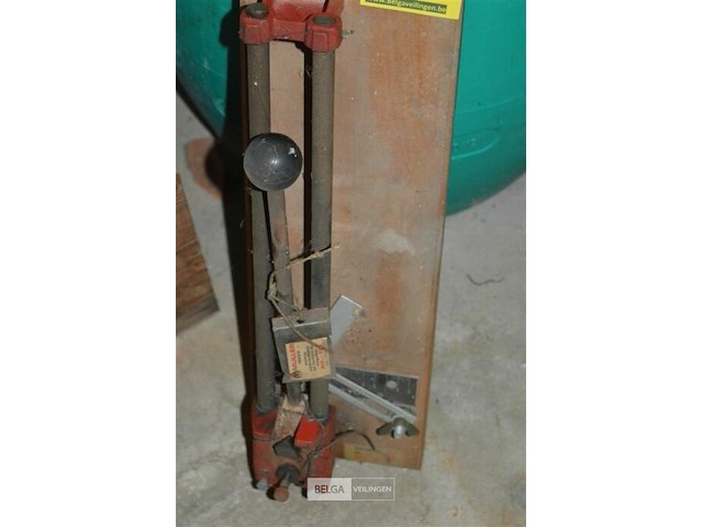 Tegelsnijder - afbeelding 2 van  2