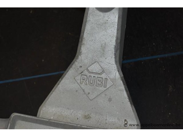 Tegelstoel rubi - afbeelding 2 van  2