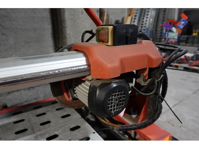 Tegelzaag husqvarna - afbeelding 3 van  4