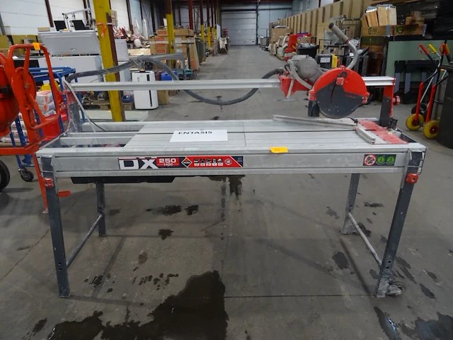 Tegelzaagmachine rubi - afbeelding 1 van  15
