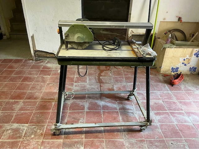 Tegelzaagmachine - afbeelding 1 van  5