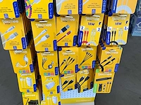 Tekmee draaiende display met diverse mobiele telefoon accessoires (358x) - afbeelding 5 van  16