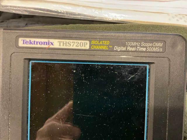 Tektronix ths720p handheld digital oscilloscoop - afbeelding 3 van  4