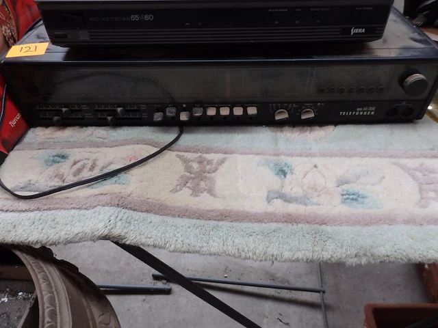 Telefunken radio 7050 - afbeelding 1 van  2