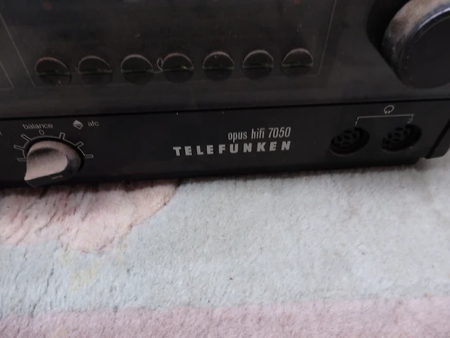 Telefunken radio 7050 - afbeelding 2 van  2