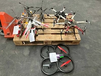 Telegeleide rc- helikopters (5x) en drones (9x) - afbeelding 1 van  26