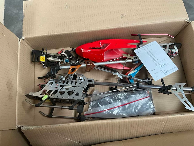 Telegeleide rc- helikopters (5x) en drones (9x) - afbeelding 14 van  26
