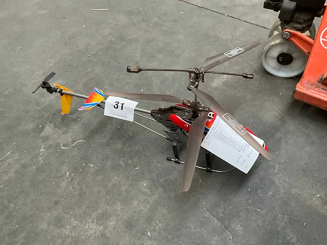 Telegeleide rc- helikopters (5x) en drones (9x) - afbeelding 12 van  26