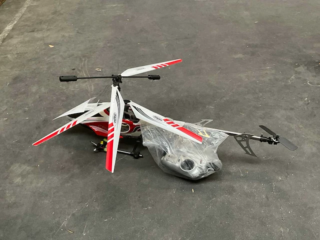 Telegeleide rc- helikopters (5x) en drones (9x) - afbeelding 21 van  26