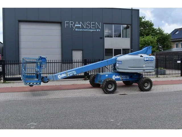 Telescoophoogwerker genie s-40 elektrisch+diesel 9.6m - afbeelding 1 van  1
