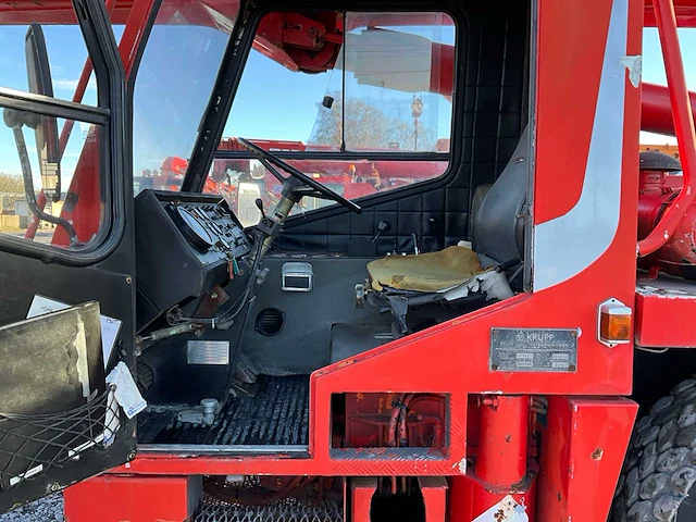 Telescoopkraan krupp k25 t - afbeelding 4 van  36