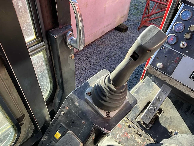Telescoopkraan krupp k90 t - afbeelding 25 van  33