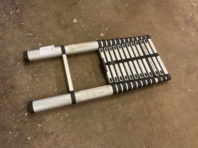 Telescoopladder - afbeelding 2 van  4