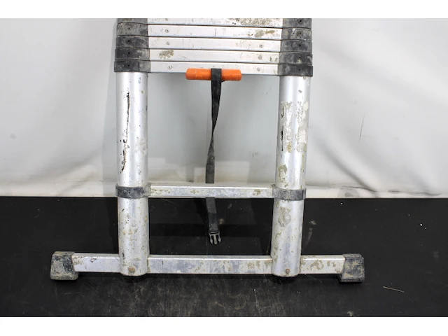 Telescopische ladder - afbeelding 3 van  3