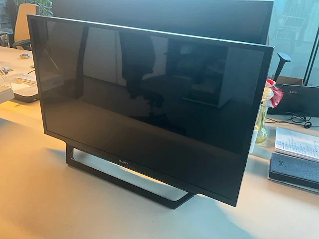 Televisie sony model kdl-32wd600 - afbeelding 3 van  9