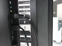 Televisiescherm sony op verrijdbaar statief - afbeelding 5 van  6