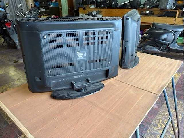 Television (2x) - afbeelding 7 van  11
