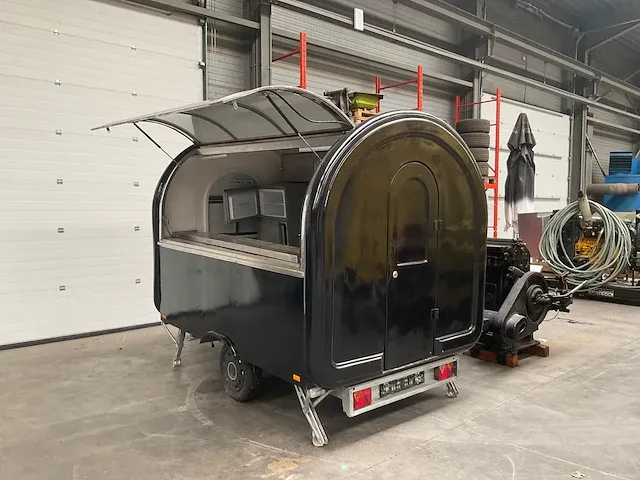 Tema foodtruck aanhangwagen - afbeelding 3 van  14