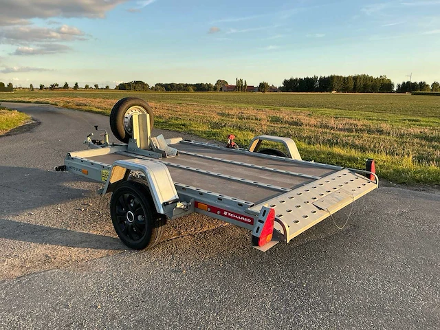 Temared motor-aanhangwagen - afbeelding 3 van  16