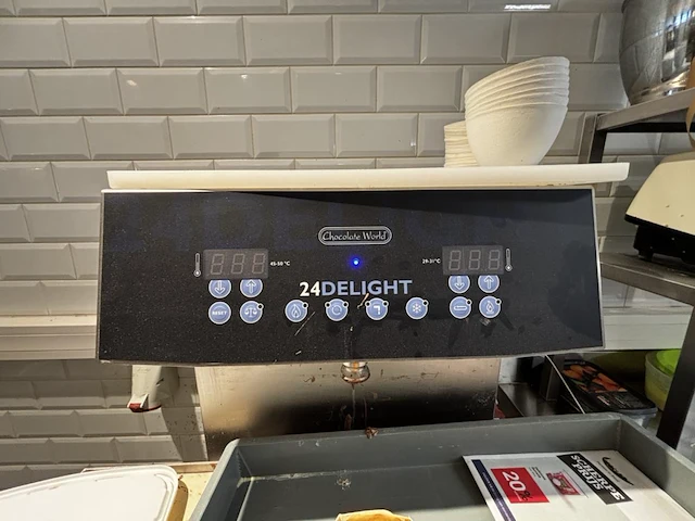 Tempereermachine chocolate world type cw24 delight - afbeelding 2 van  4