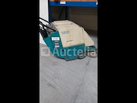 Tennant 186 schrobmachine/kuismachine - afbeelding 3 van  11