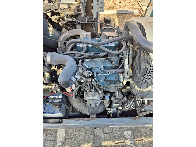 Tennant s20 sweepmax 160 zelfrijdende veegmachine - afbeelding 4 van  12