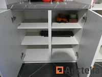 Tentoonstelling bar meubilair - afbeelding 2 van  12
