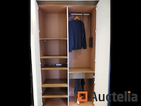 Tentoonstelling kantoormeubilair - afbeelding 2 van  14