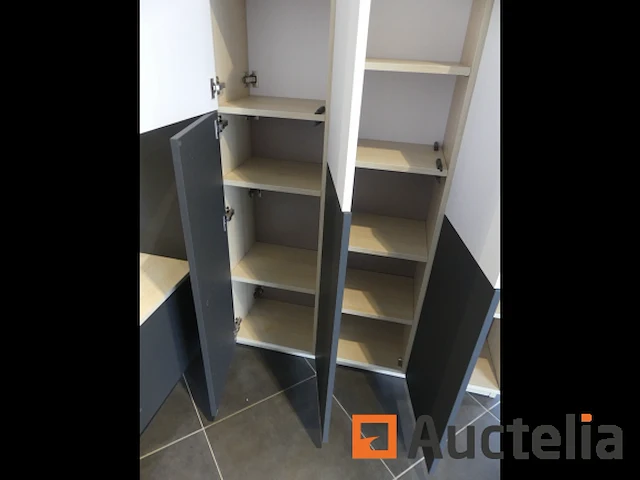 Tentoonstelling u-vormige kast - afbeelding 6 van  17