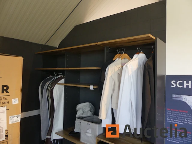 Tentoonstelling wandgarderobe - afbeelding 5 van  6