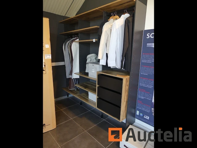 Tentoonstelling wandgarderobe - afbeelding 6 van  6