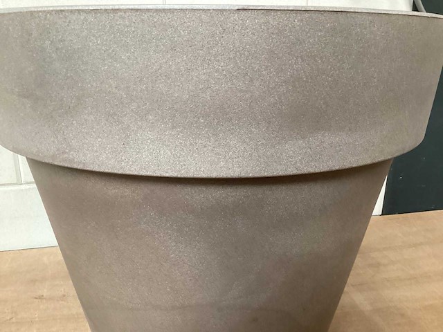 Teraplast plantenbak rond 45 cm, taupe (2x) - afbeelding 4 van  4