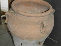 Terracotta en metalen bloempot - afbeelding 2 van  3